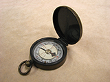 WWI Verners Mark III style hunter compass inscribed 'CAPT H.S.ILLINGWORTH A.S.C.'